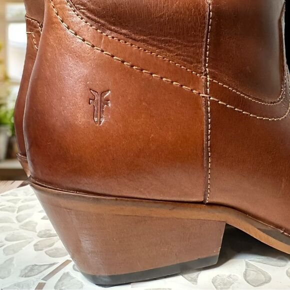 FRYE Nataly Western Leather Inside Zip Tall Cognac - Picture 6 of 12